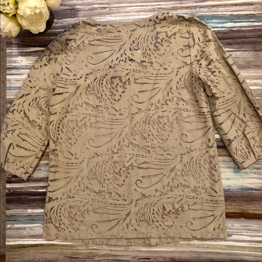 Chico’s beige 3/4 blouse (missing brand tag)